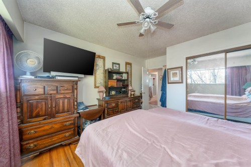 2285 Viewlynn Drive, North Vancouver, BC 