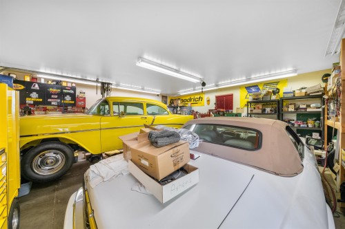 2285 Viewlynn Drive, North Vancouver, BC 