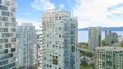 1701-1455 Howe Street  Vancouver, BC V6Z 1C2
