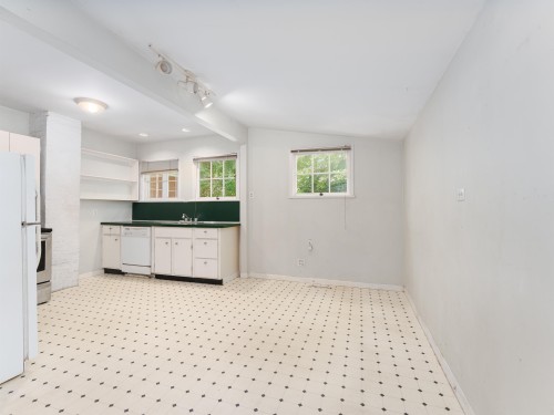 4150 Dollarton Highway, North Vancouver, BC 