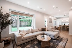 3337 40th Avenue W Vancouver, BC V6N 3B5