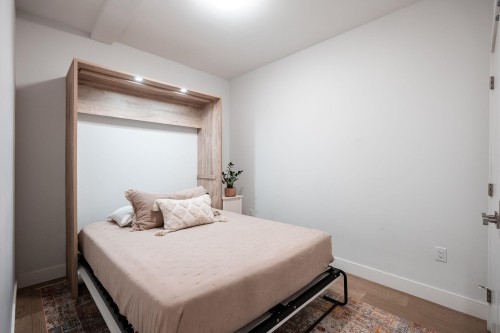 3337 40Th Avenue W, Vancouver, BC 