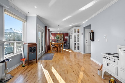 407 Delmont Street, Coquitlam, BC 