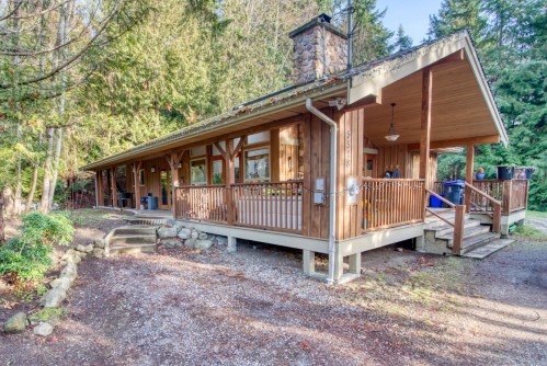 5518 Wakefield Road  Sechelt, BC V0N 3A8