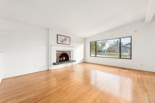 128 Finnigan Street, Coquitlam, BC 