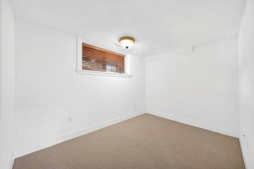 1031 Inglewood Avenue, West Vancouver, BC 