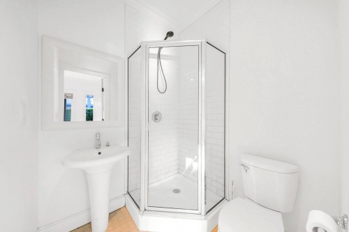 1031 Inglewood Avenue, West Vancouver, BC 