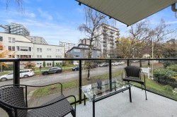 201-1554 Burnaby Street  Vancouver, BC V6G 1W9