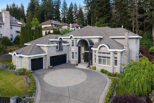 3027 Plateau Boulevard, Coquitlam, BC 