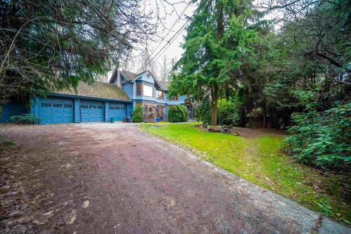 992 3Rd Street, West Vancouver, BC 