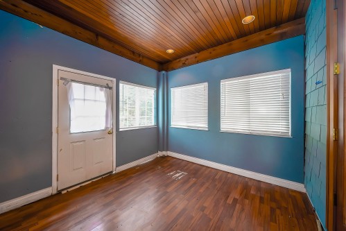 992 3Rd Street, West Vancouver, BC 