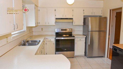 733 16Th Street E, North Vancouver, BC 