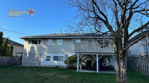 733 16Th Street E, North Vancouver, BC 