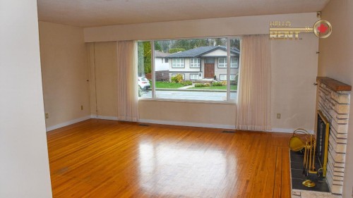 733 16Th Street E, North Vancouver, BC 