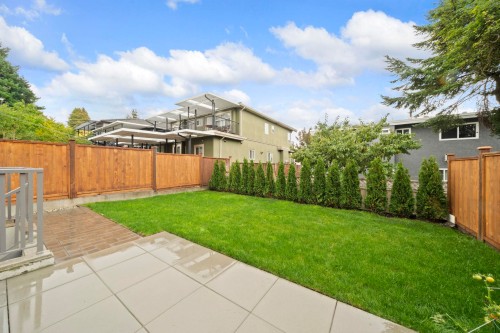 552 58Th Avenue E, Vancouver, BC 