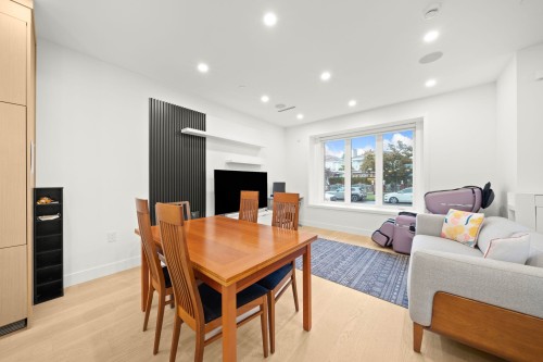 552 58Th Avenue E, Vancouver, BC 