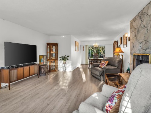 6870 6Th Street, Burnaby, BC 