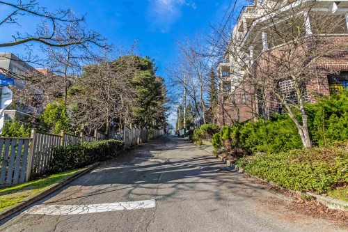 101-202 Mowat Street, New Westminster, BC 