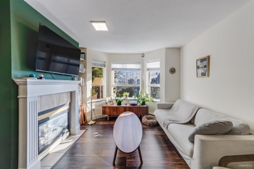 101-202 Mowat Street, New Westminster, BC 