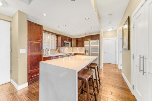 405-212 Davie Street, Vancouver, BC 