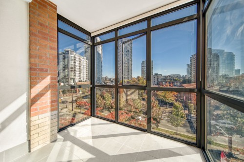405-212 Davie Street, Vancouver, BC 