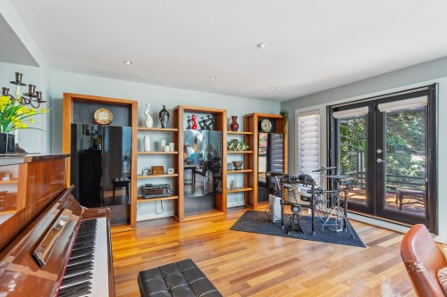 4468 1St Avenue W, Vancouver, BC 