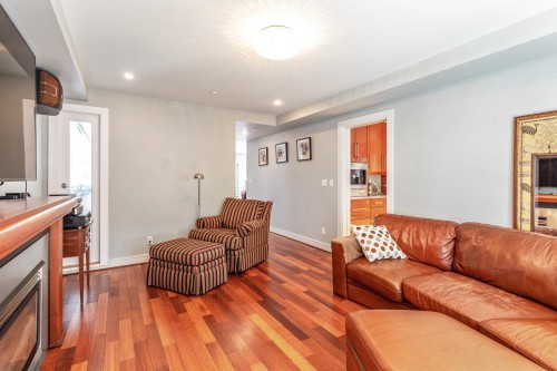 4468 1St Avenue W, Vancouver, BC 