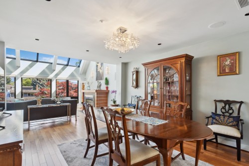 4468 1St Avenue W, Vancouver, BC 