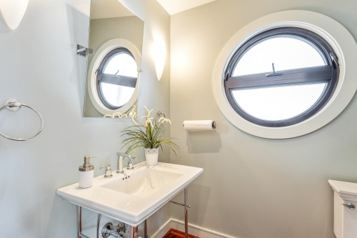 4468 1St Avenue W, Vancouver, BC 