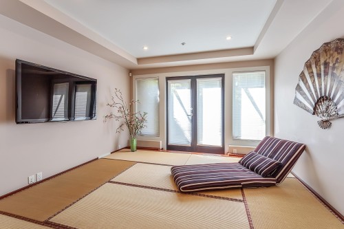 4468 1St Avenue W, Vancouver, BC 