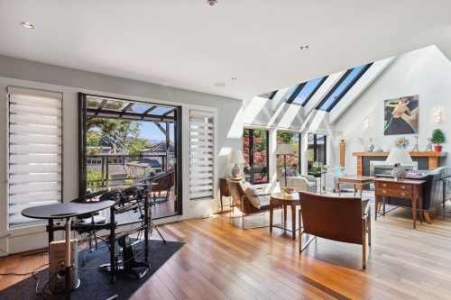 4468 1St Avenue W, Vancouver, BC 