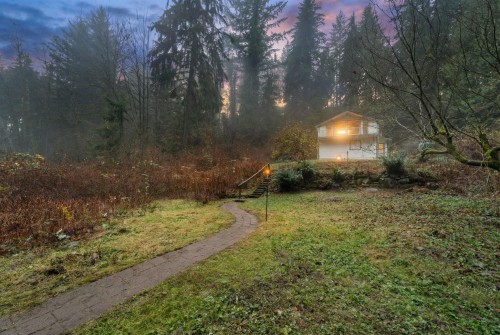 4520 Lynn Valley Road, North Vancouver, BC 