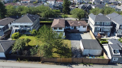 2435 38Th Avenue E, Vancouver, BC 