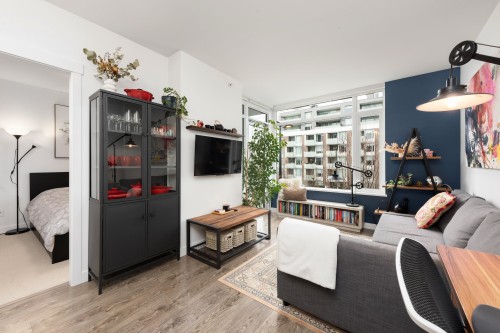 303-110 Switchmen Street, Vancouver, BC 