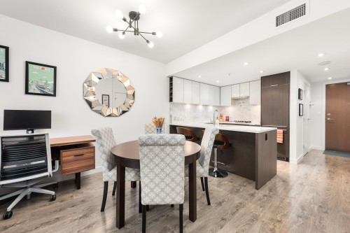 303-110 Switchmen Street, Vancouver, BC 