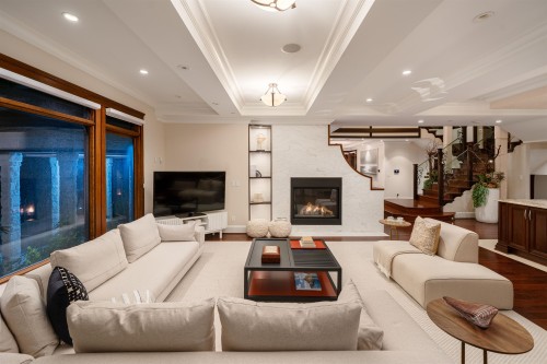 2673 Finch Hill, West Vancouver, BC 