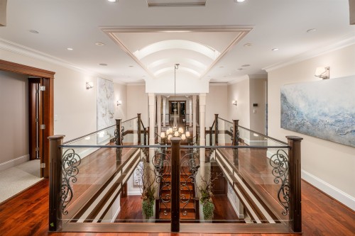 2673 Finch Hill, West Vancouver, BC 