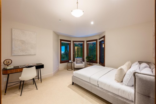 2673 Finch Hill, West Vancouver, BC 