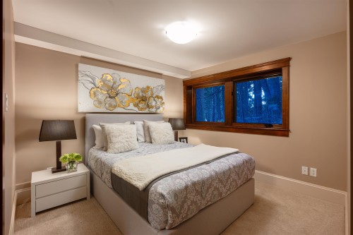 2673 Finch Hill, West Vancouver, BC 