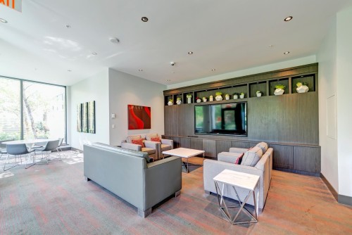 203-6658 Dow Avenue, Burnaby, BC 