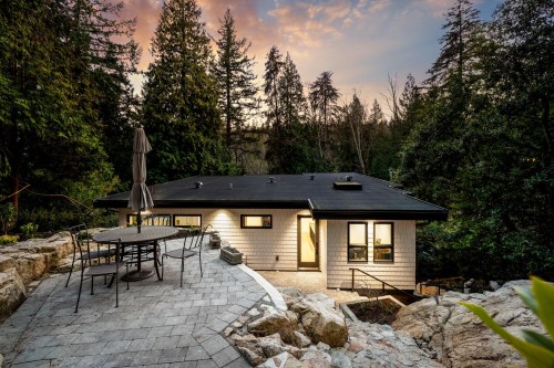 4841 The Dale, West Vancouver, BC 