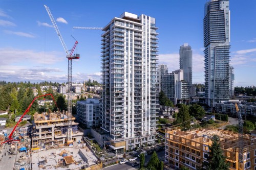 2203-626 Claremont Street  Coquitlam, BC V3J 0T1