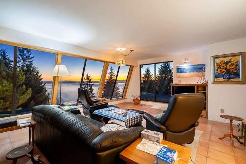 5970 Condor Place, West Vancouver, BC 