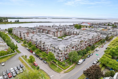 311-4280 Moncton Street  Richmond, BC V7E 6T4