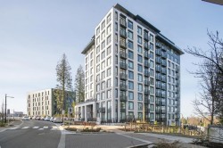 904-8750 University Crescent  Burnaby, BC V5A 0G9