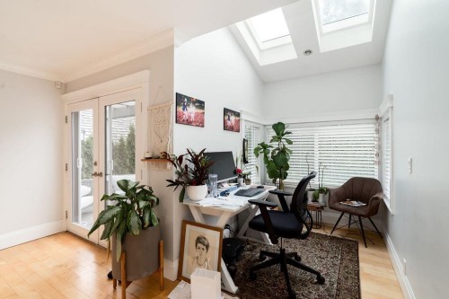 4820 Headland Drive, West Vancouver, BC 