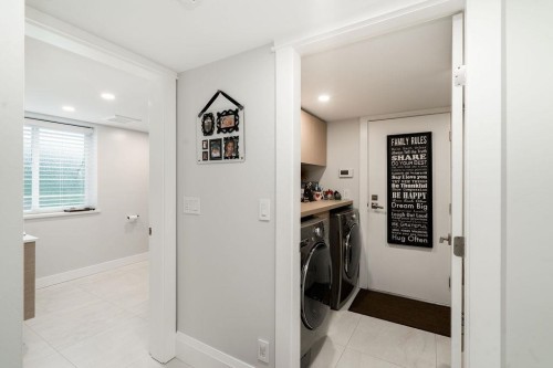 4820 Headland Drive, West Vancouver, BC 