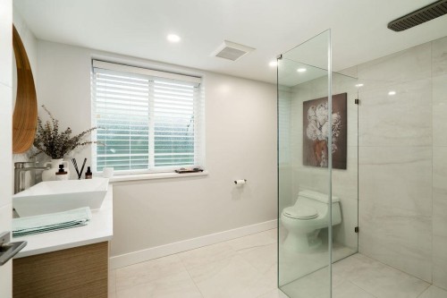 4820 Headland Drive, West Vancouver, BC 