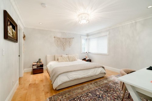 4820 Headland Drive, West Vancouver, BC 