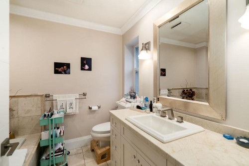 4820 Headland Drive, West Vancouver, BC 